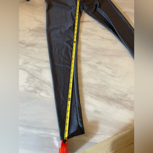 New Mix Gray Shimmer Workout Training Leggings Size S/M Casual Yoga Stretch NWT - Picture 5 of 5